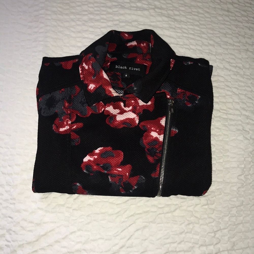 Zip-up jacket